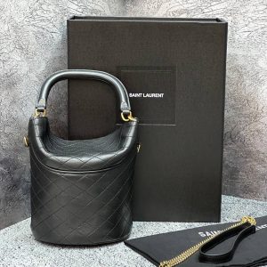 Сумка Yves Saint Laurent GABY