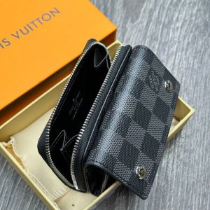 Кошелек-монетница Louis Vuitton