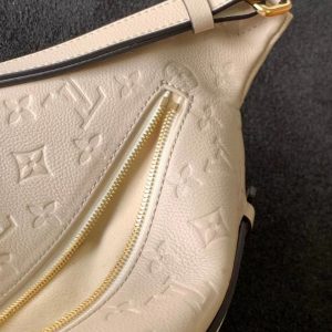 Сумка Louis Vuitton Bumbag