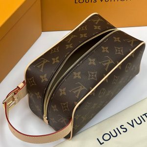 Косметичка Louis Vuitton