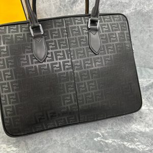 Сумка Fendi