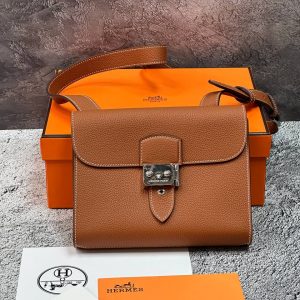 Сумка Hermes Sac a depeches 21