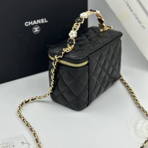 Сумка-косметичка Chanel