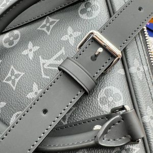 Сумка Louis Vuitton Voyage