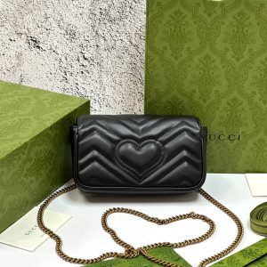 Сумка Gucci GG MARMONT LEATHER SUPER MINI