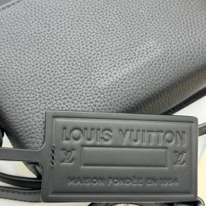 Сумка Louis Vuitton Takeoff