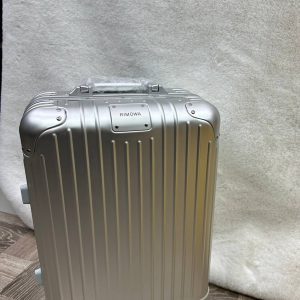 Чемодан Rimowa