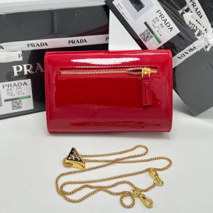 Клатч Prada