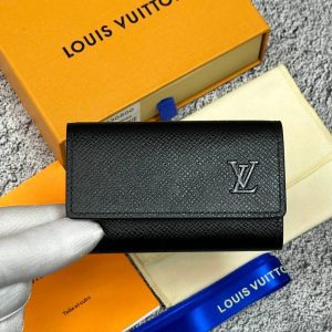 Ключница Louis Vuitton