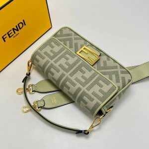 Сумка Fendi Baguette