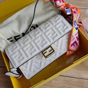 Сумка Fendi Baguette