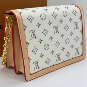 Сумка Louis Vuitton Dauphine