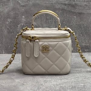 Сумка-косметичка Chanel