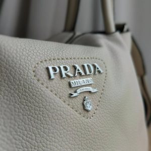 Сумка Prada