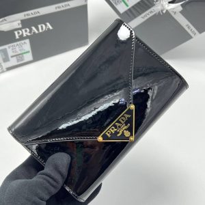 Клатч Prada