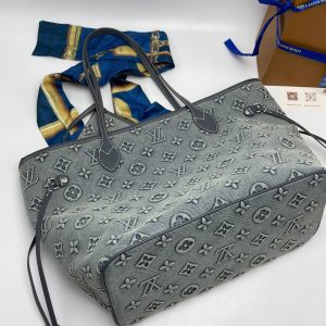 Сумка Louis Vuitton