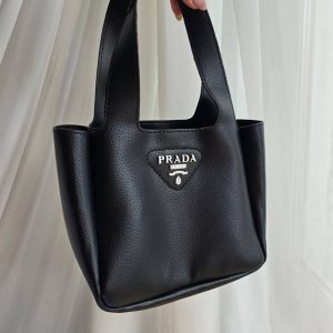 Сумка Prada