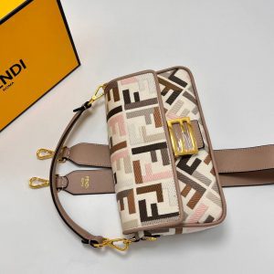 Сумка Fendi Baguette