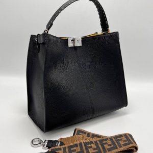 Сумка Fendi Peekaboo