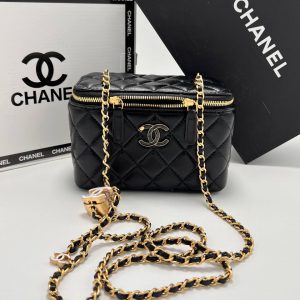 Сумка-косметичка Chanel