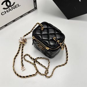 Сумка-косметичка Chanel