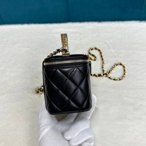 Сумка-косметичка Chanel