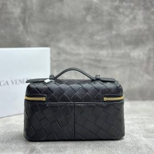 Косметичка BOTTEGA VENETA