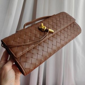 Клатч Bottega Veneta