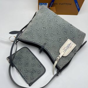 Сумка Louis Vuitton